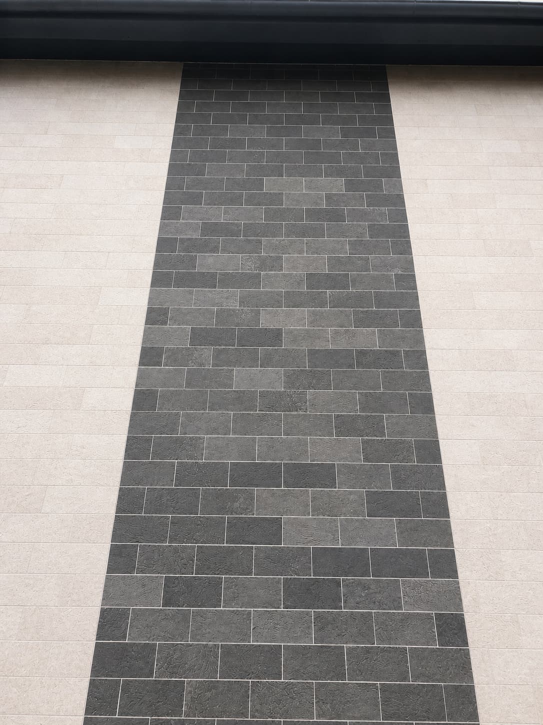 PletaFlex flexible stone — private house in Suruceni — 1