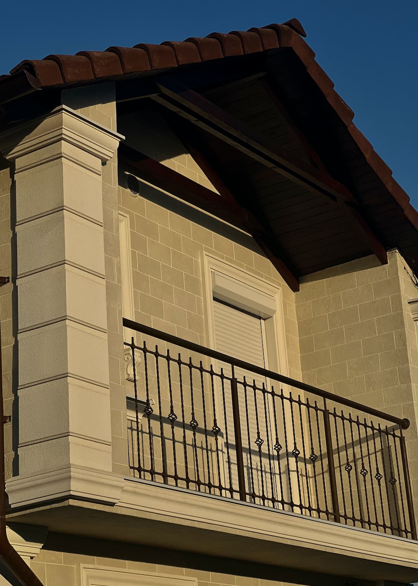 Private house in Basarabeasca — flexible stone facade — 4