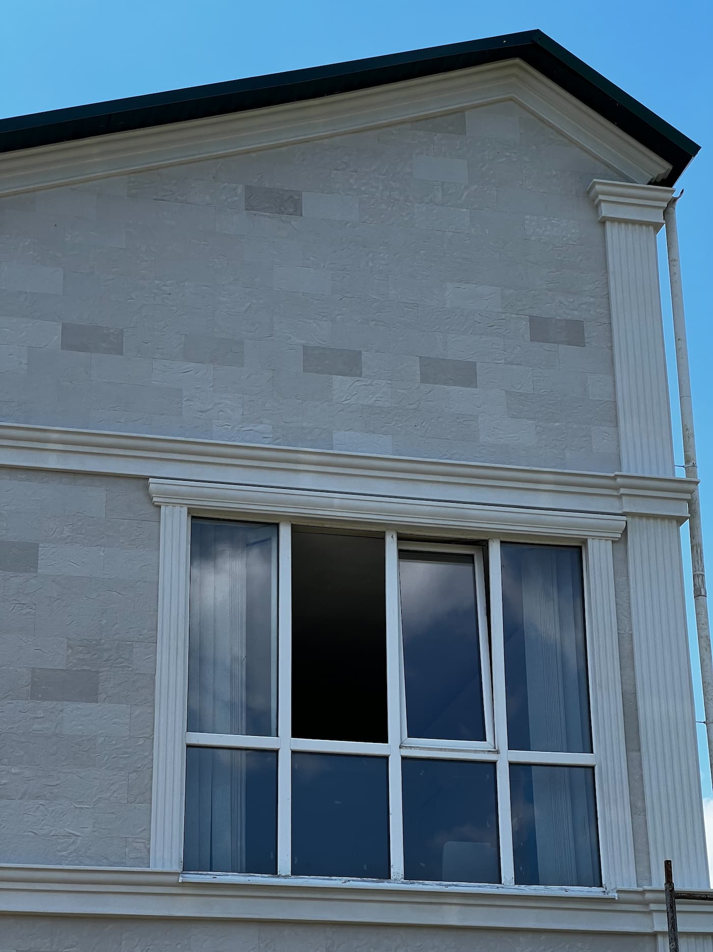 Private house in Telecentre — flexible stone facade — 7
