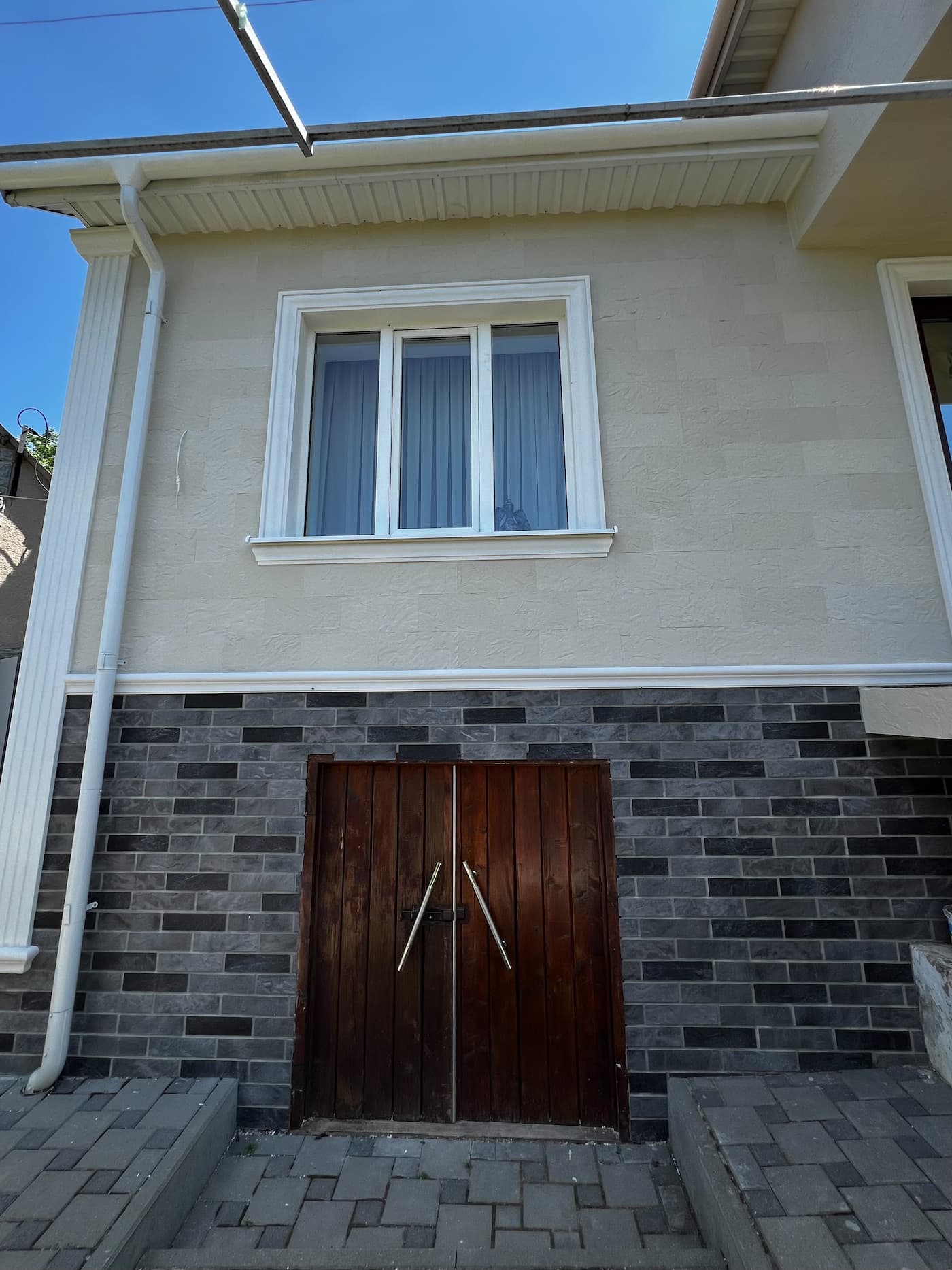 Malkoch — flexible stone facade of a private house — 2