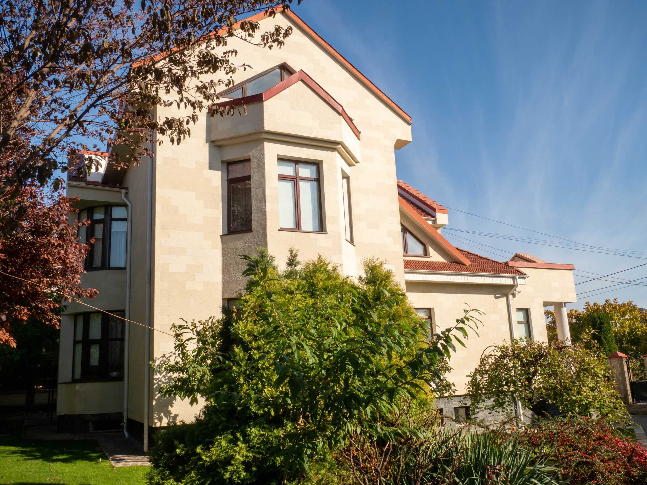 Flexible stone — private house in Telecentru — 13