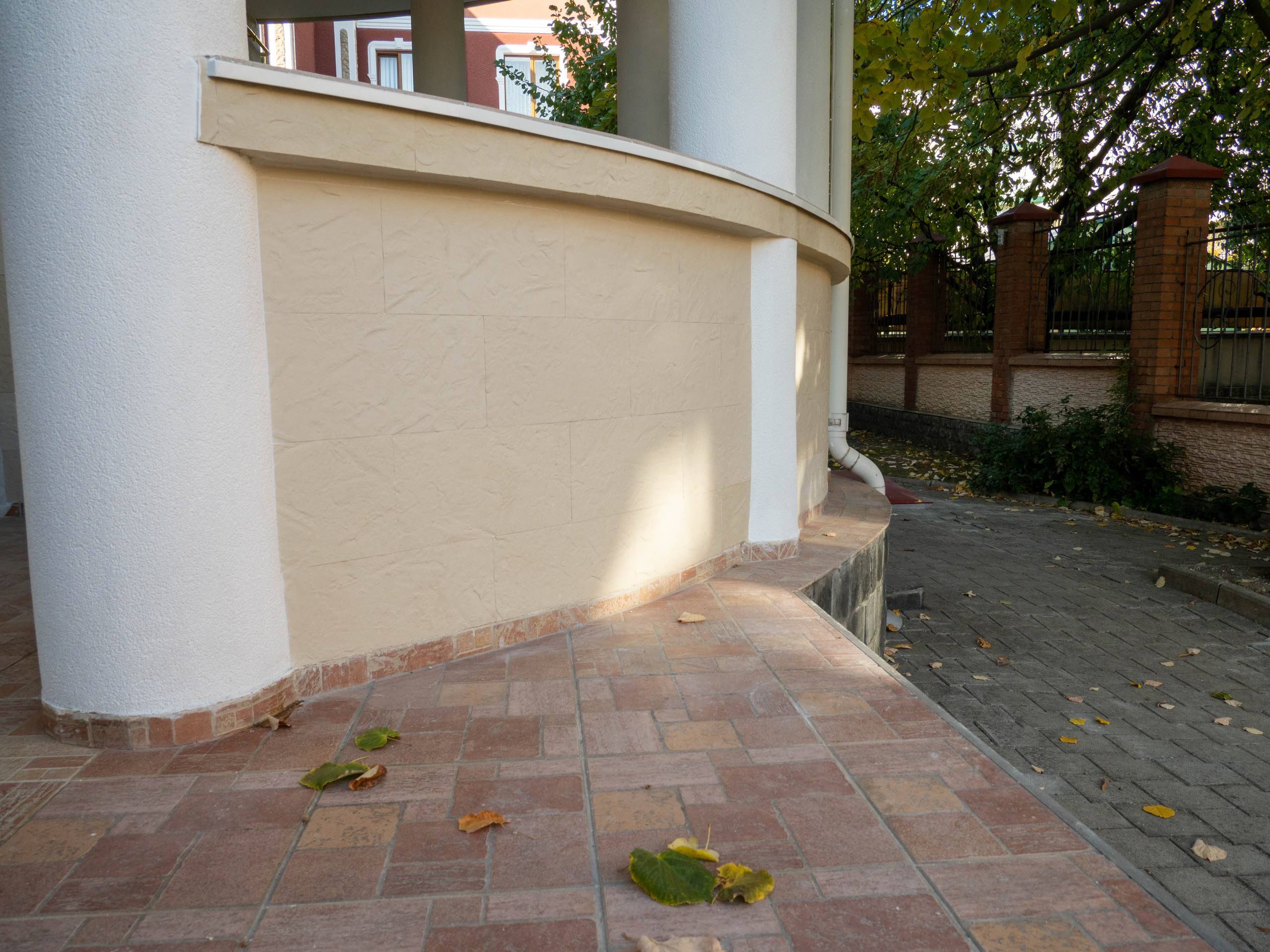 Flexible stone — private house in Telecentru — 25