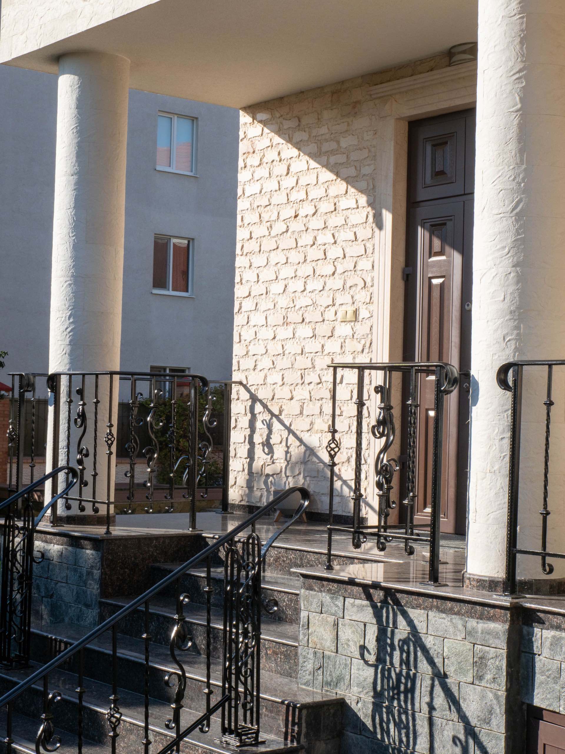Flexible stone — private house in Telecentru — 49