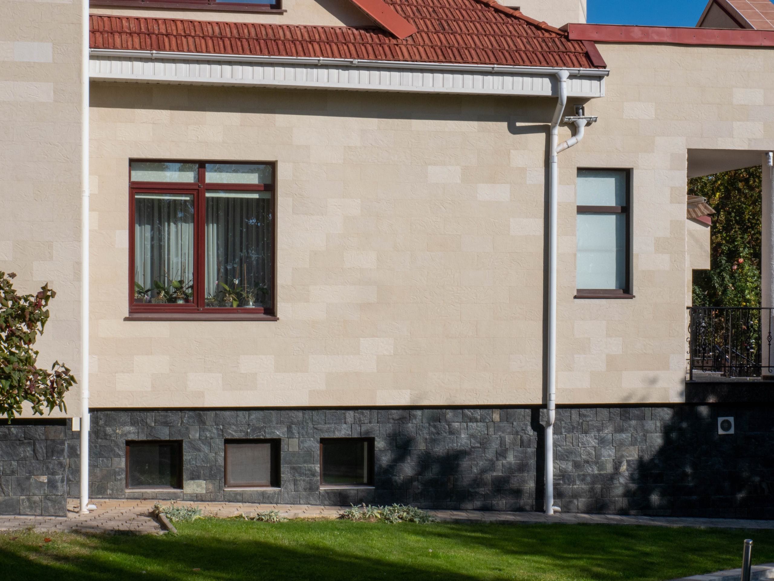 Flexible stone — private house in Telecentru — 57