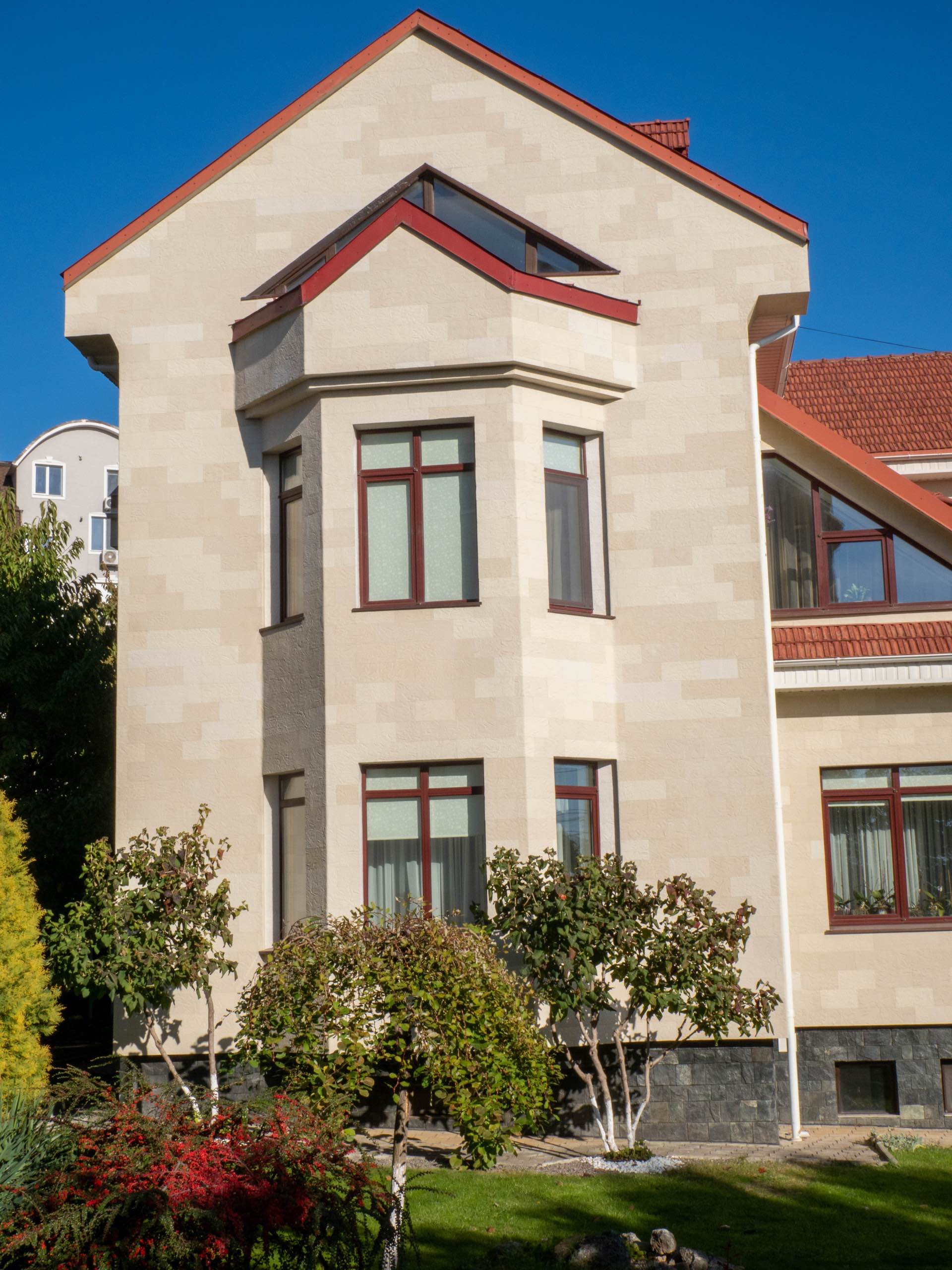 Flexible stone — private house in Telecentru — 58