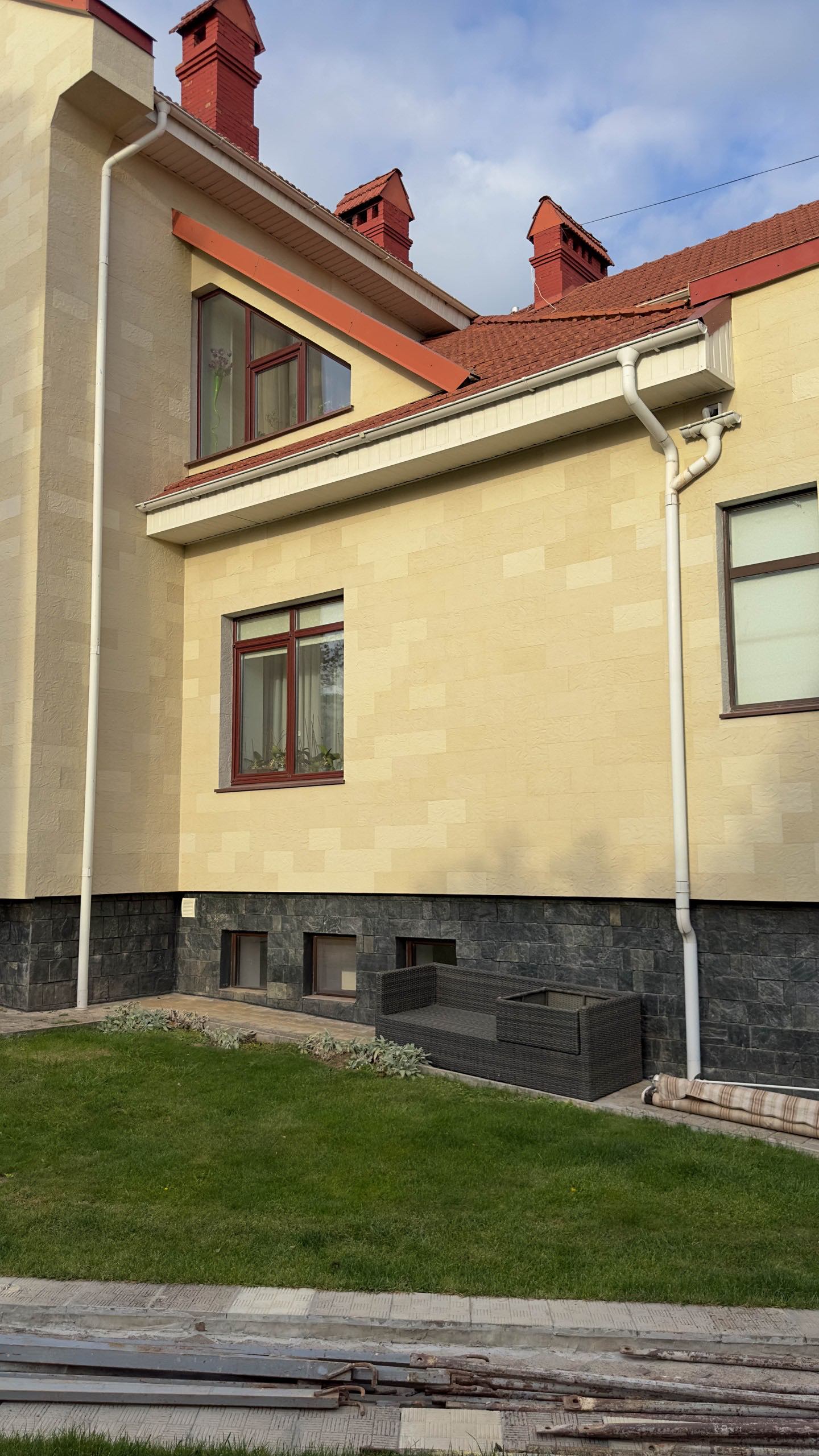 Flexible stone — private house in Telecentru — 71