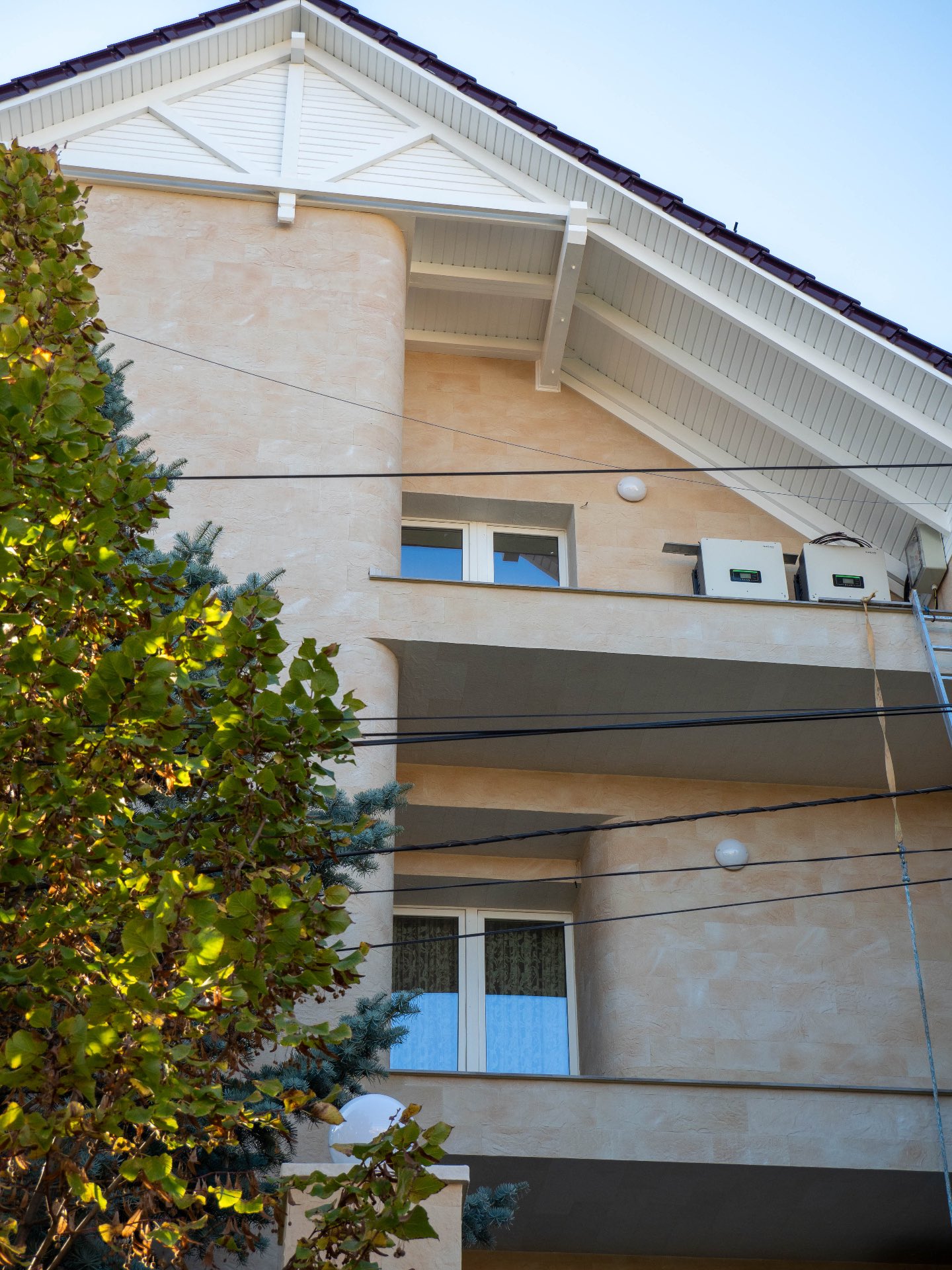 Flexible facade panels Pletaflex — Telecentru — 1