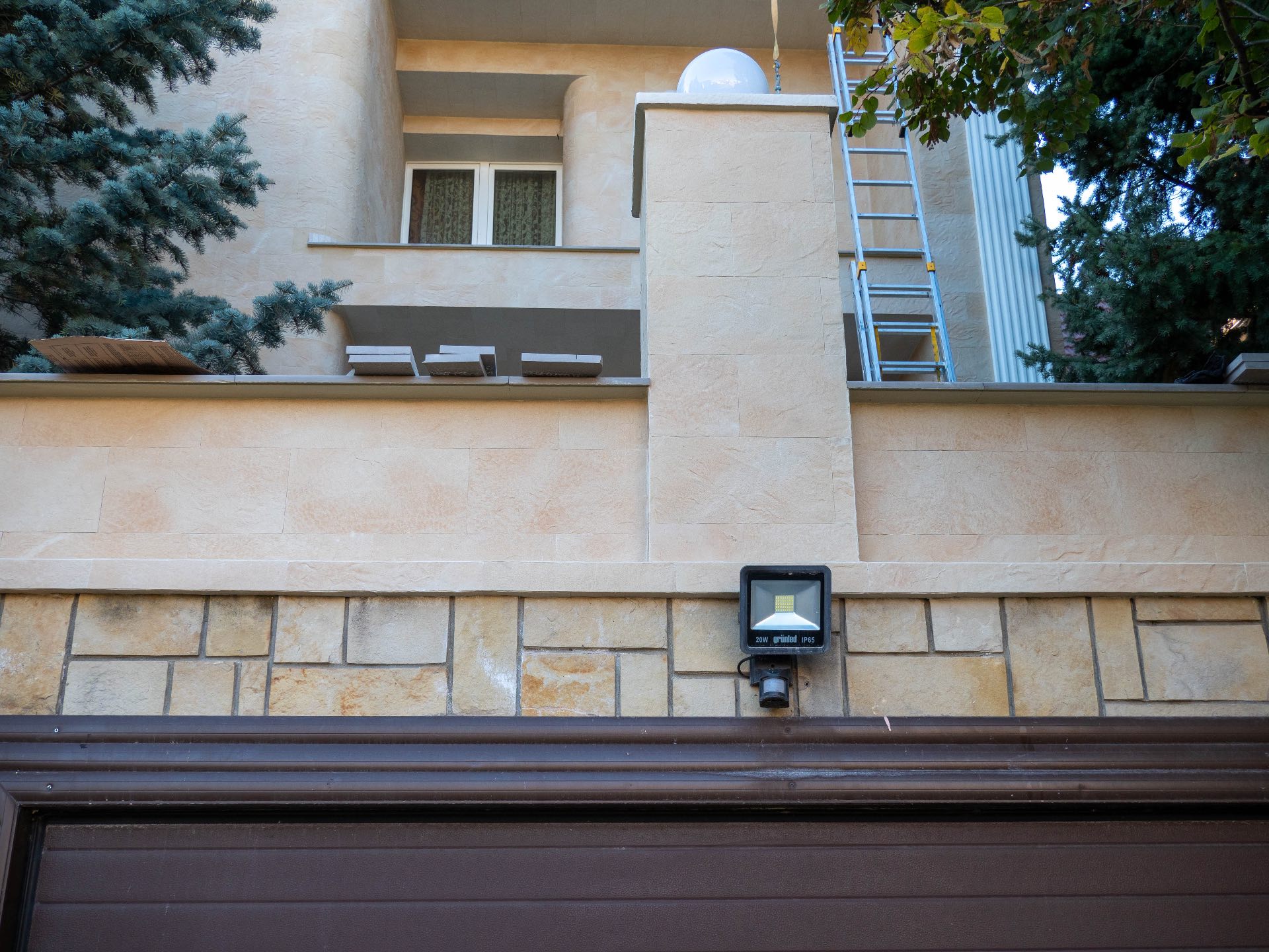 Flexible facade panels Pletaflex — Telecentru — 2