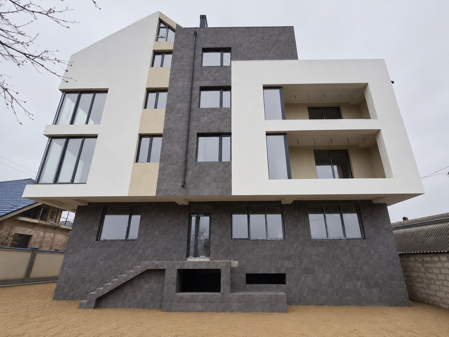 Flexible facade panels — house in Buiucani — 10