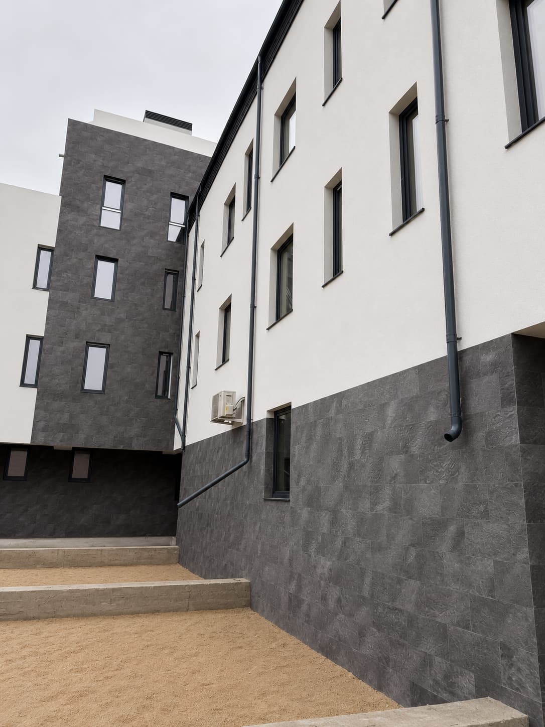 Flexible facade panels — house in Buiucani — 7