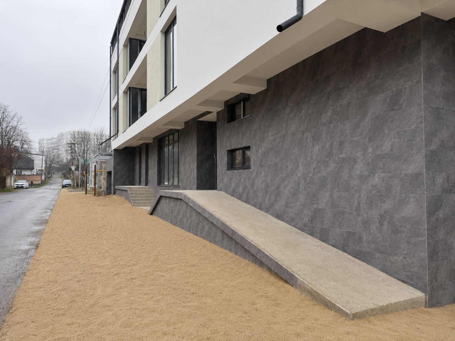 Flexible facade panels — house in Buiucani — 9