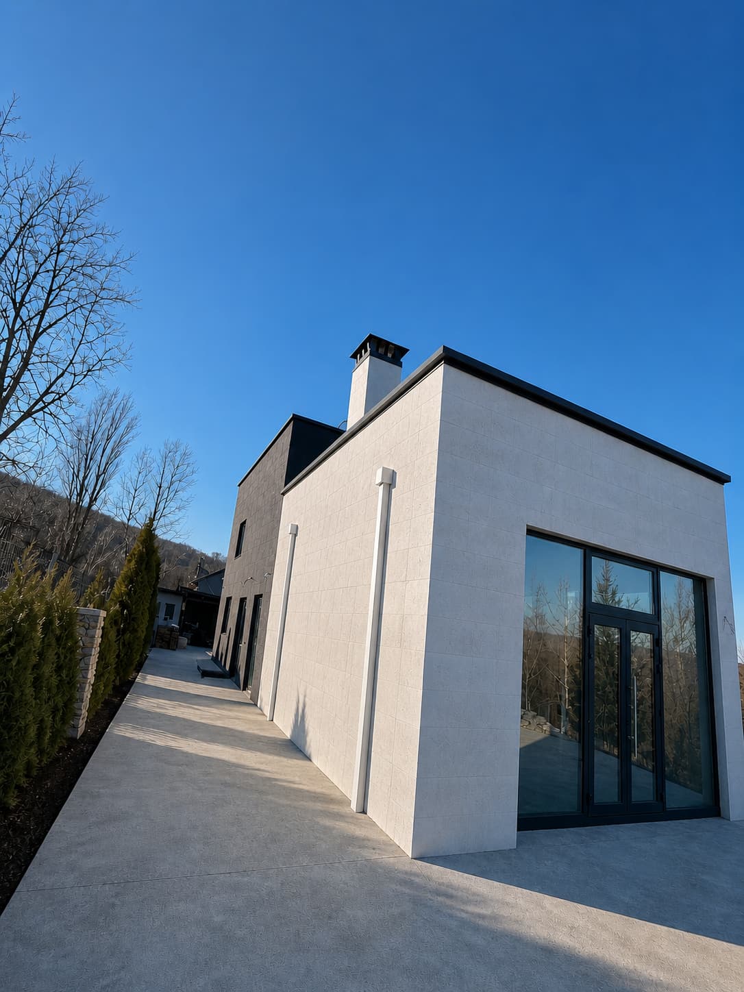 Pletaflex flexible panels — a house on the outskirts — 7