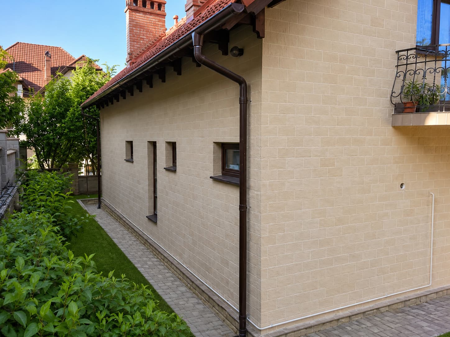 Flexible stone facade — private house in Germany — 3