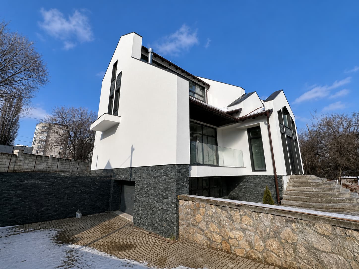 Flexible Stone Facade – Private House in Durlesti — 3