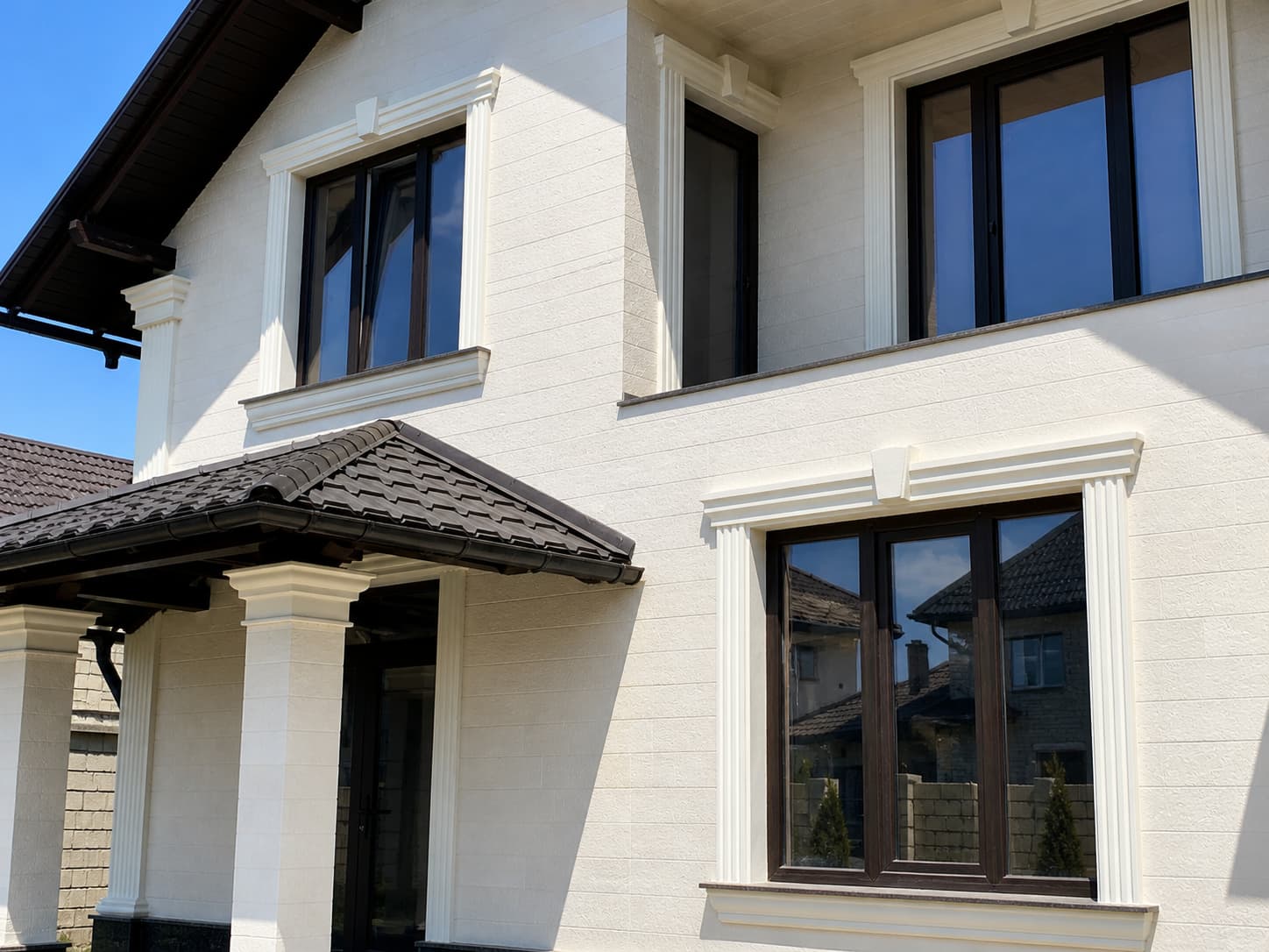 Manor in Durlesti — flexible tile facade — 11