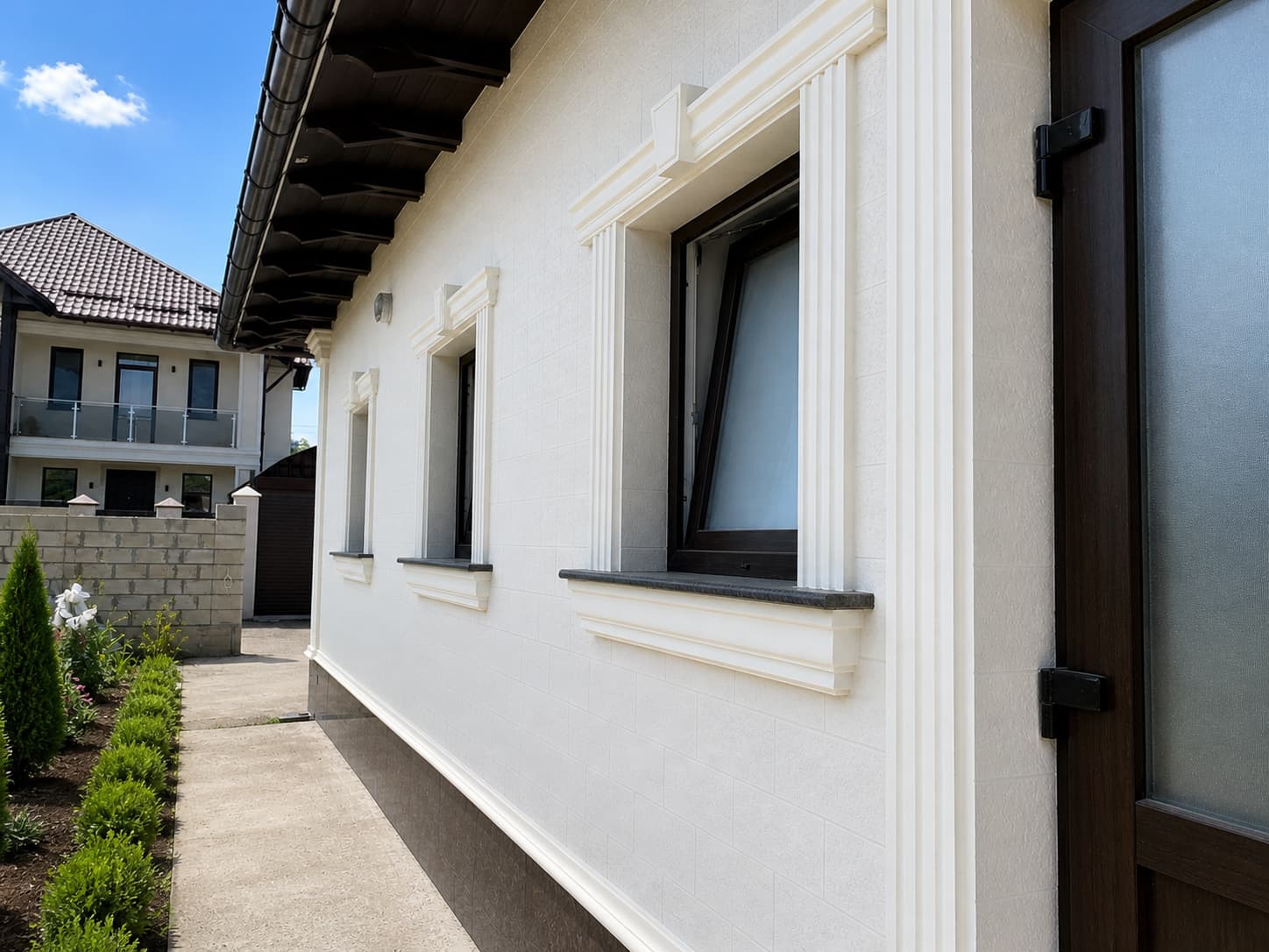 Manor in Durlesti — flexible tile facade — 13
