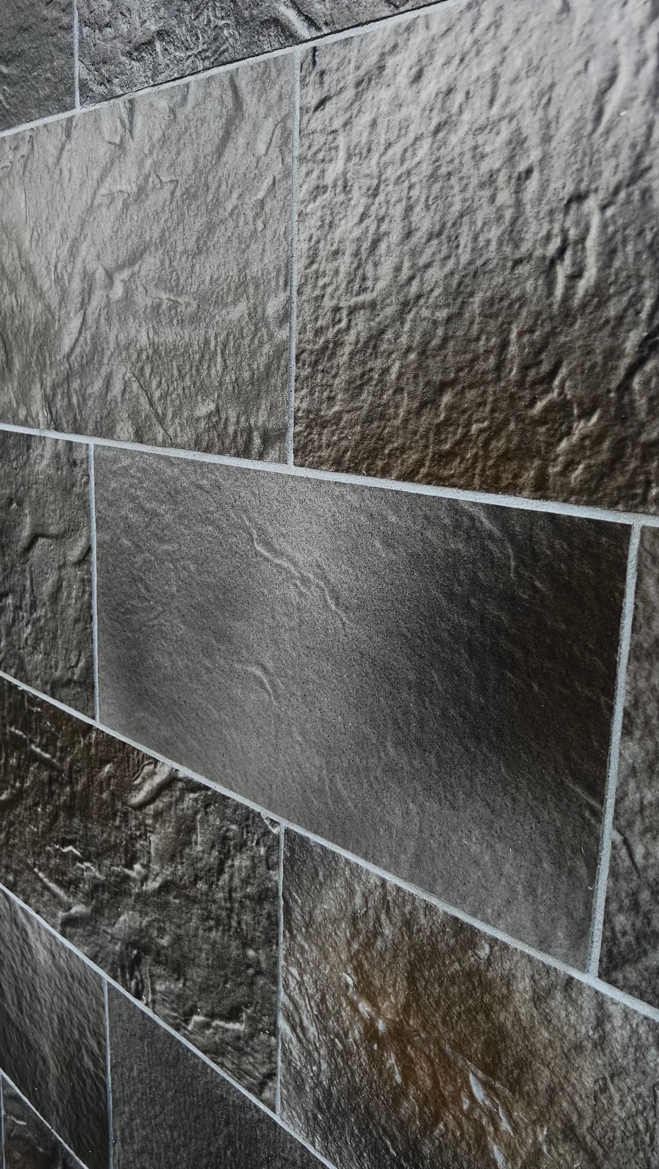 Flexible stone for the facade — building in Ciocana — 11