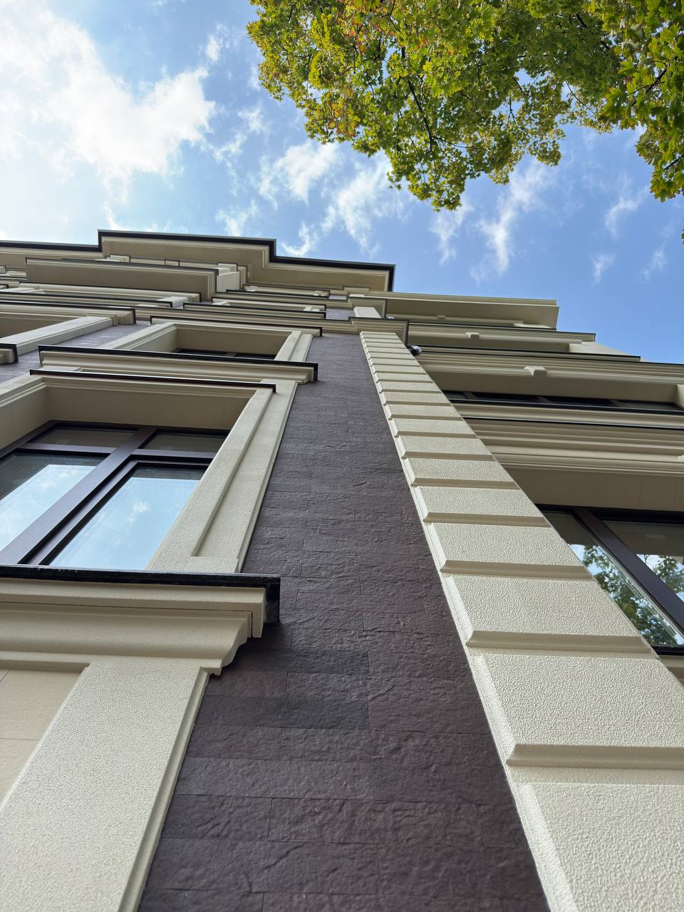 Flexible facade cladding — Crema De la Crema — 13