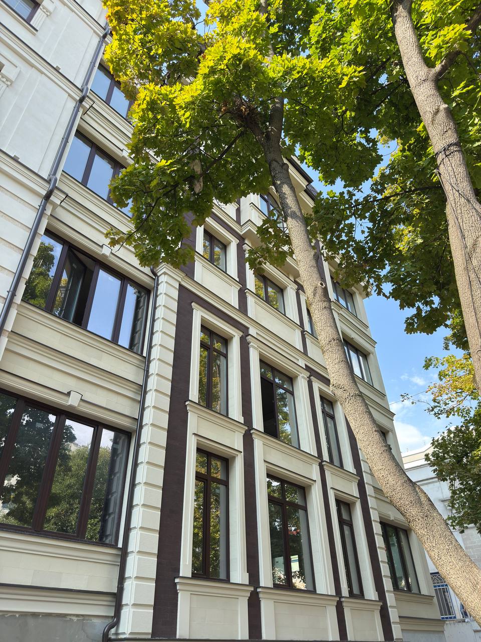 Flexible facade cladding — Crema De la Crema — 20