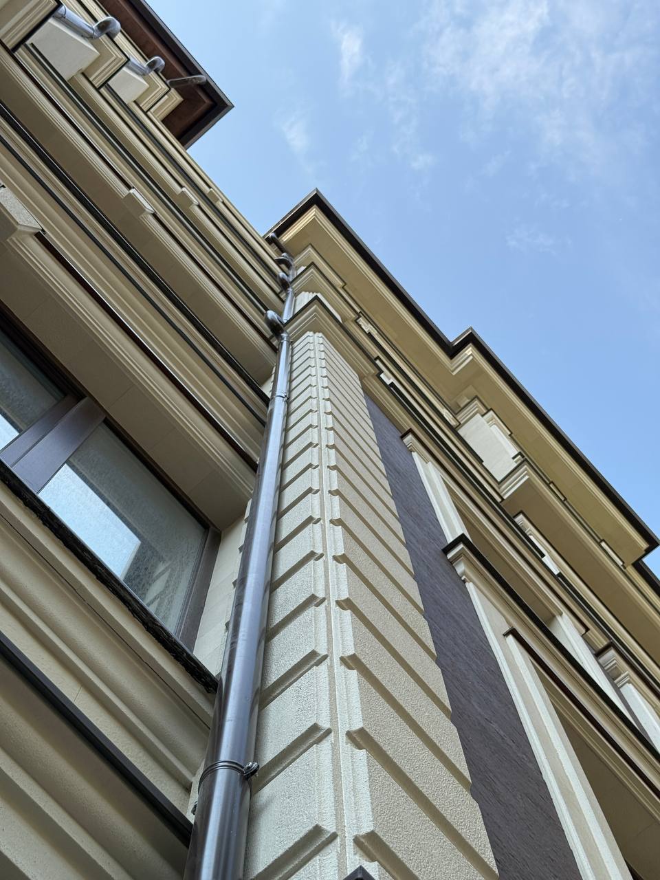 Flexible facade cladding — Crema De la Crema — 22