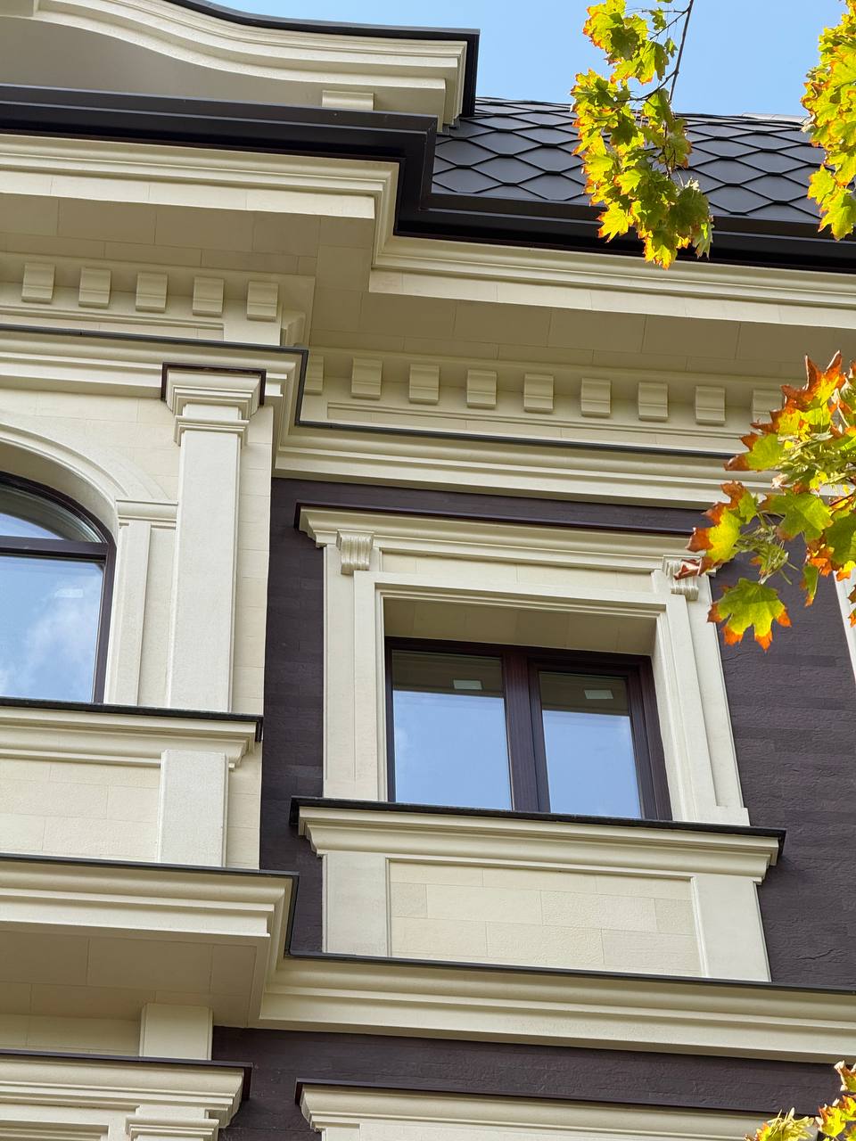Flexible facade cladding — Crema De la Crema — 8