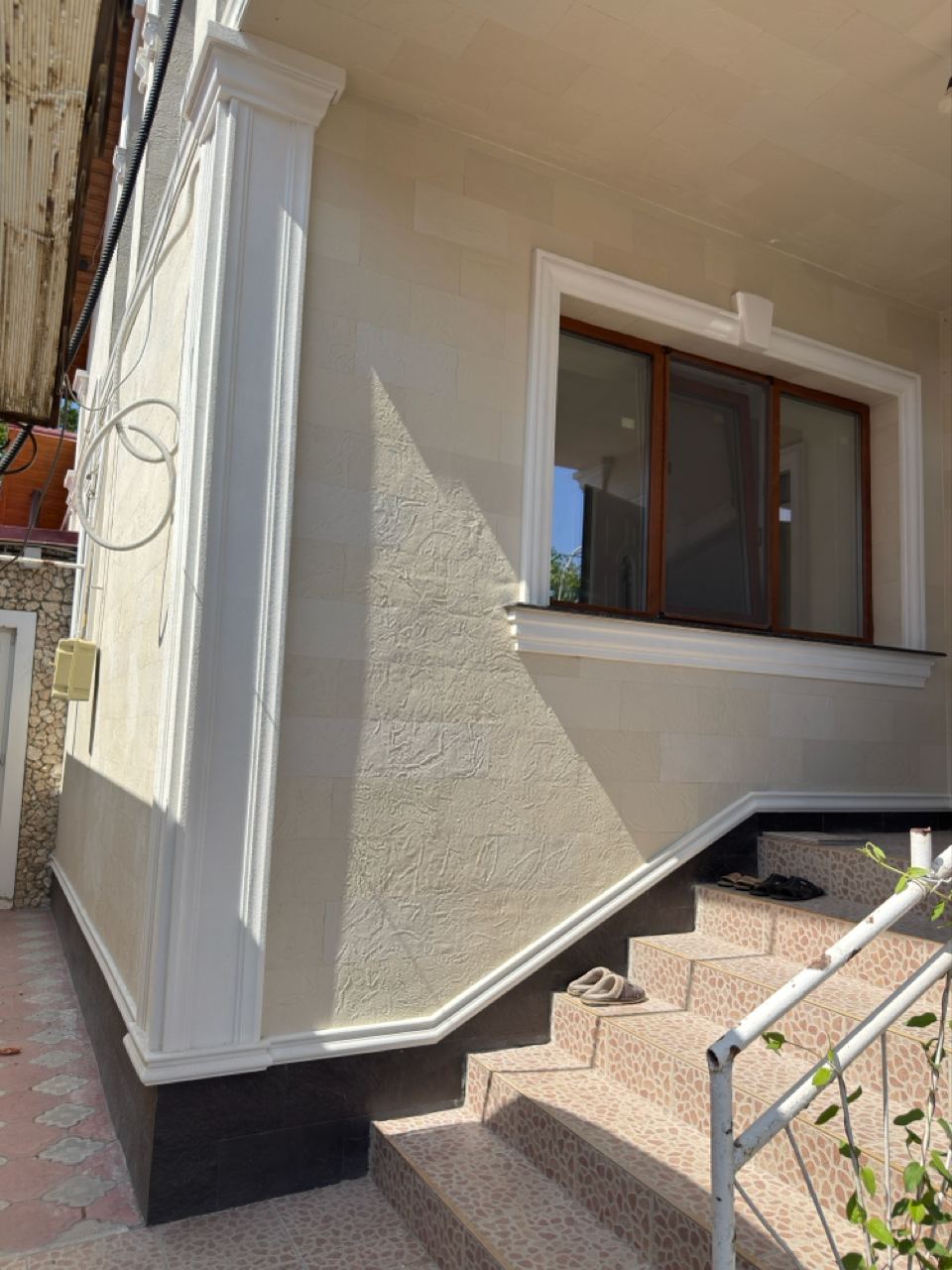 Pletaflex flexible facade cladding — house in Costești — 18