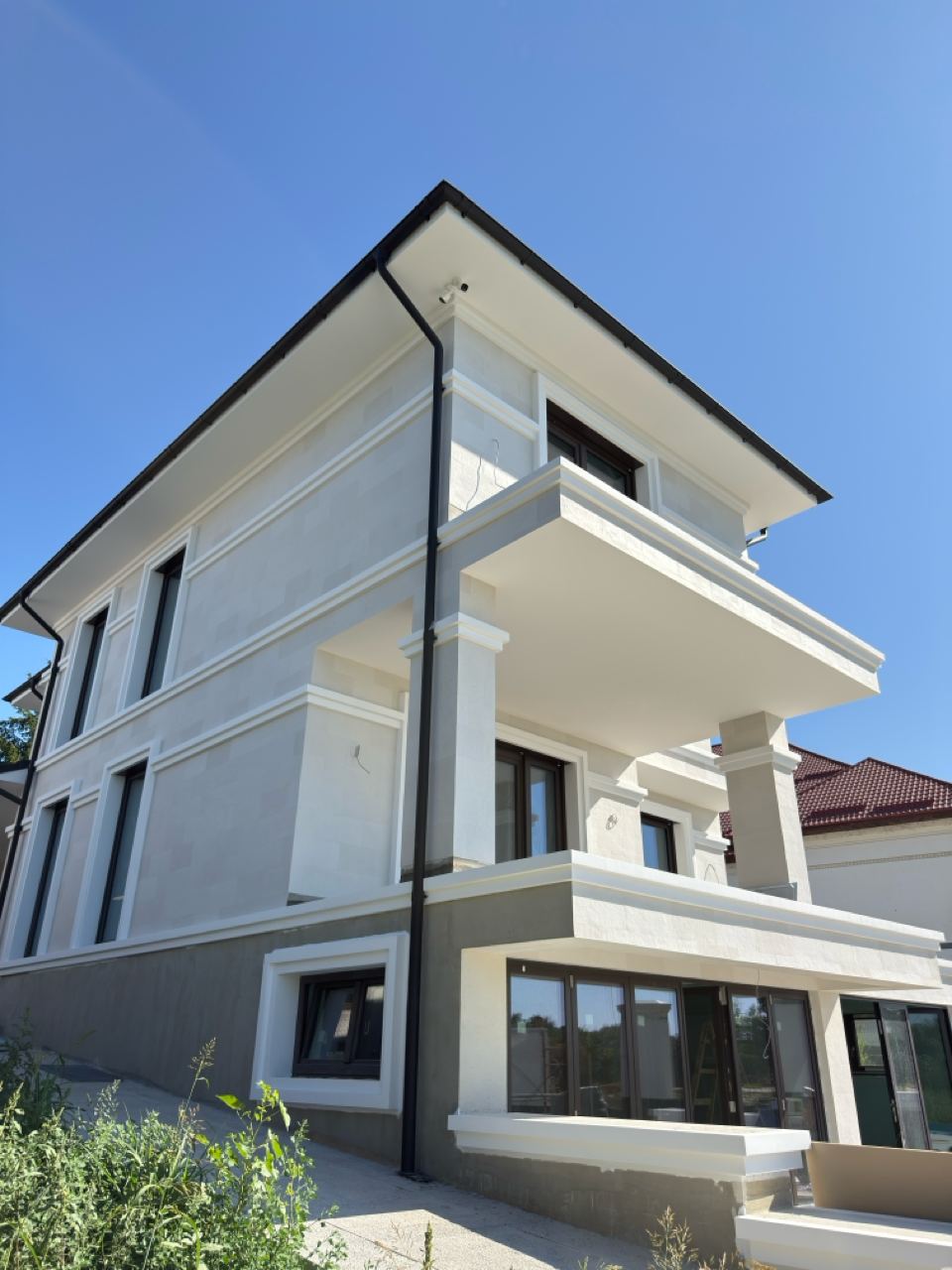 Flexible stone — house in Romania — 18