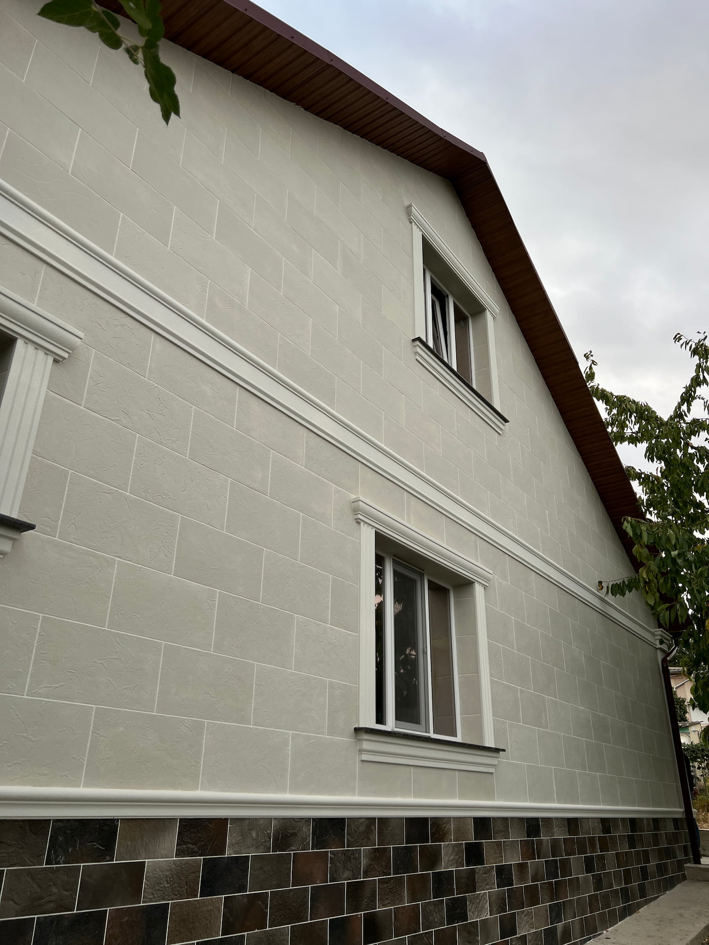 Pletaflex flexible tiles – private house in Vatra — 12