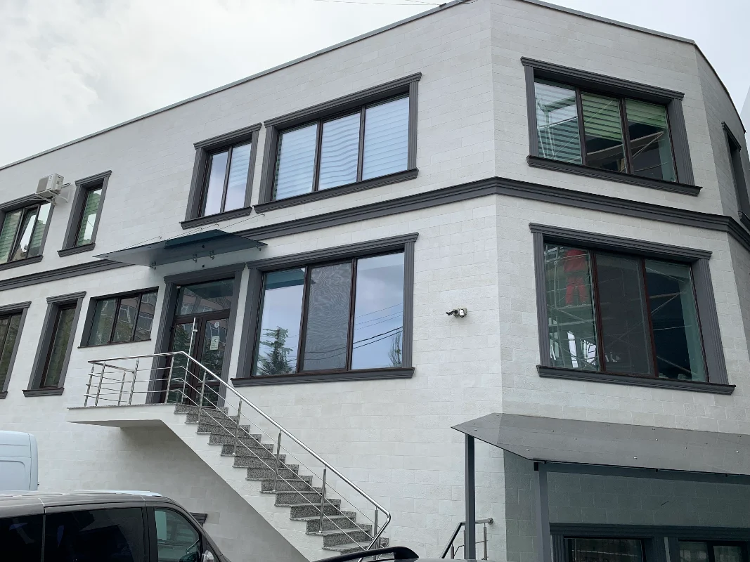 Flexible Panels — Corporate Building