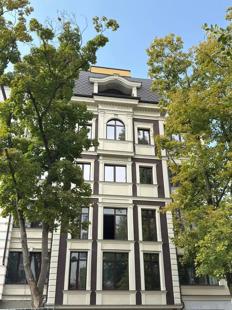 Flexible facade cladding — Crema De la Crema